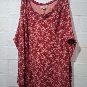 Polera Pijama Térmica Waffle con Estampado de Enredadera Burdeos – Mujer